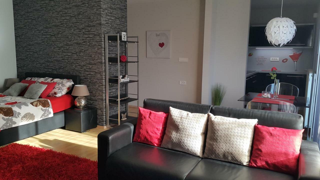 Apartment Rosy Ljubljana Extérieur photo